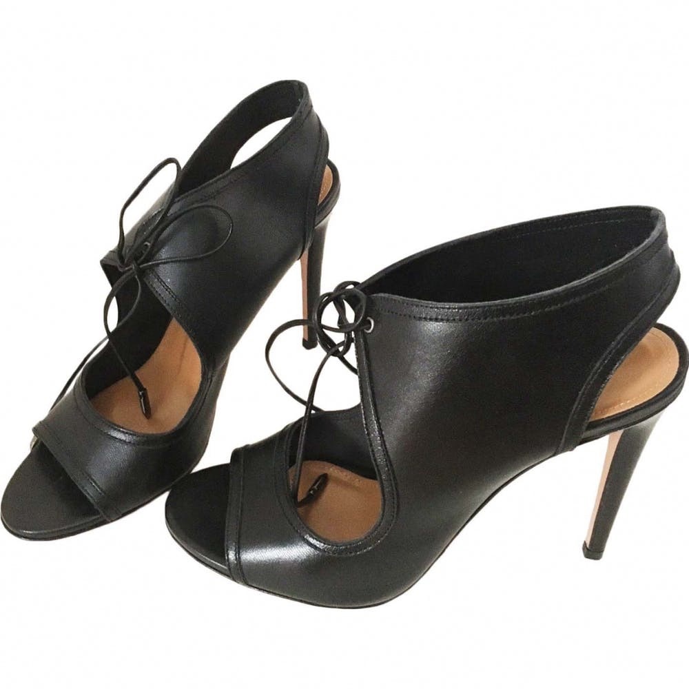 SHOE FEST ‘19 NIB Aquazzura Chelsea Blk Sz 37 🖤